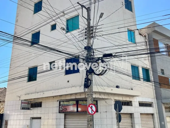 Prédio para Venda no bairro Centro em Montes Claros