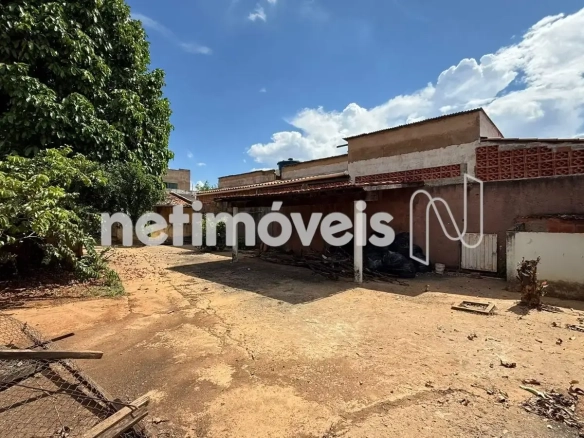 Casa para Venda com 4 quartos no bairro Maracanã