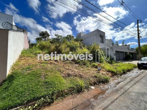 Lote para Venda com área de 450 m² no bairro Ibituruna