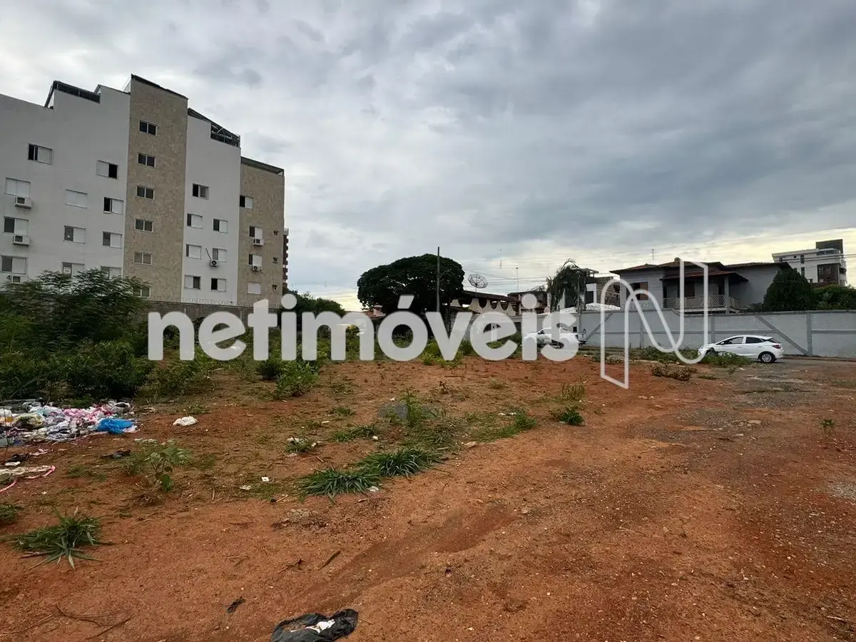 Lote para Venda com área de 919.8 m² no bairro Morada do Sol
