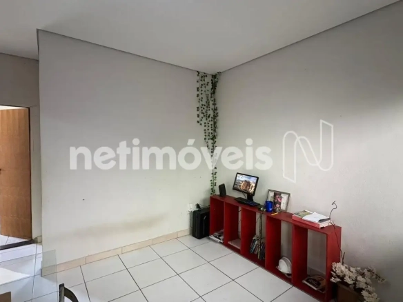 Apartamento para Venda com 3 quartos no bairro Cândida Câmara