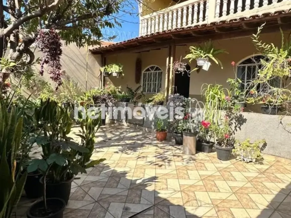 Casa para Venda com 3 quartos no bairro Morrinhos