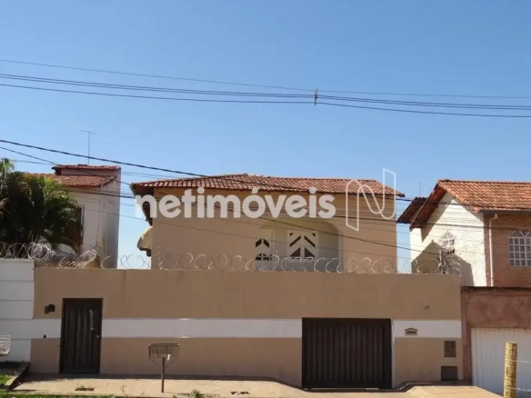 Casa para Venda com 4 quartos no bairro Jardim Panorama