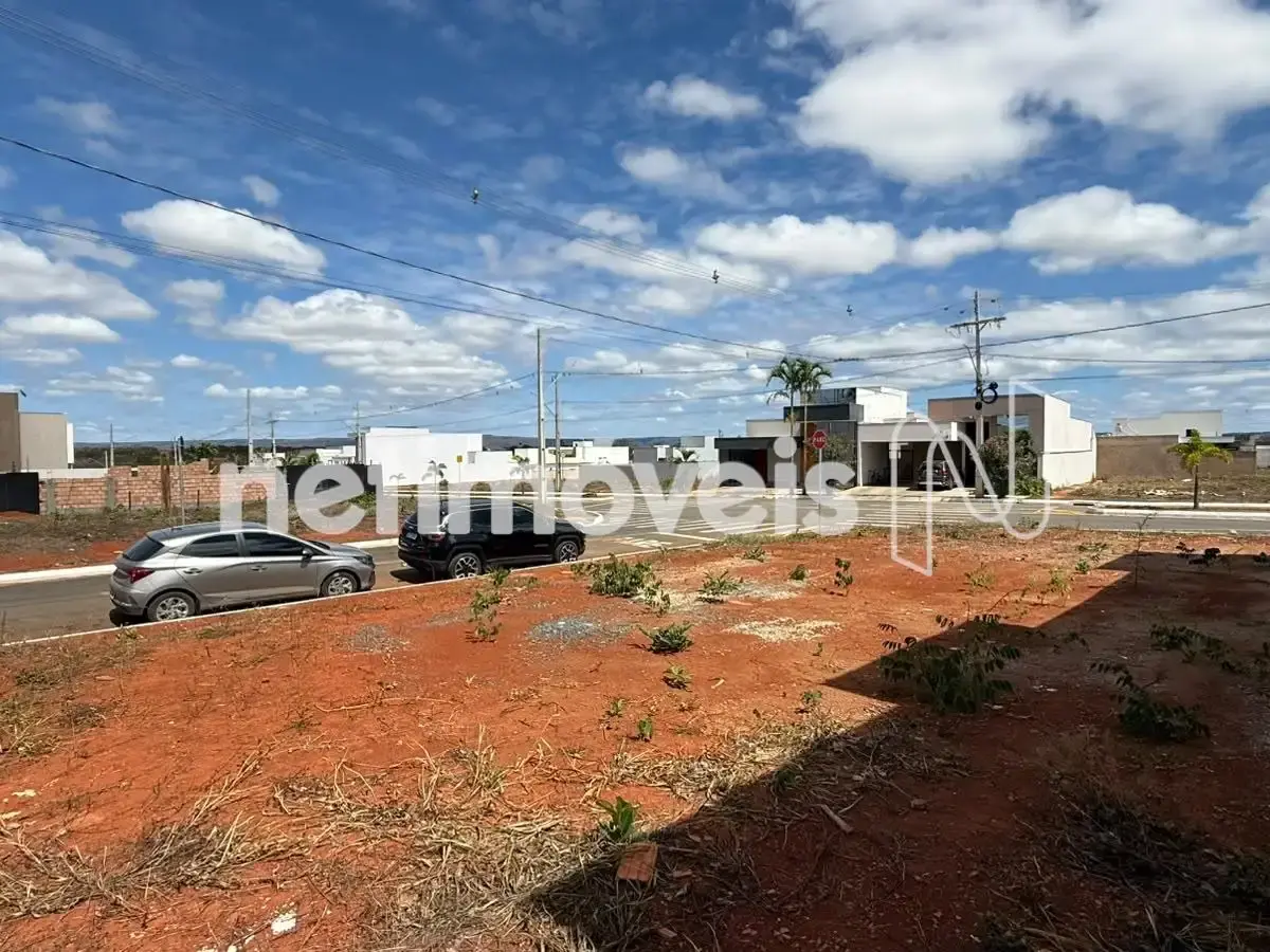 Lote para Venda com área de 207.67 m² no bairro Vila Segura