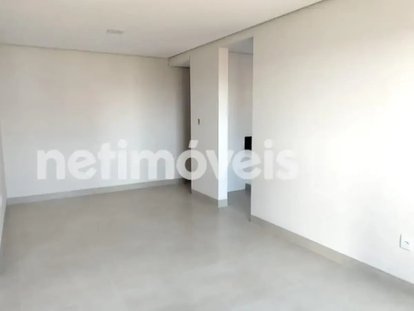 Apartamento para Venda com 2 quartos no bairro Cândida Câmara
