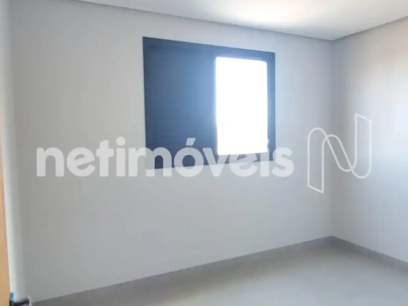Apartamento para Venda com 2 quartos no bairro Cândida Câmara