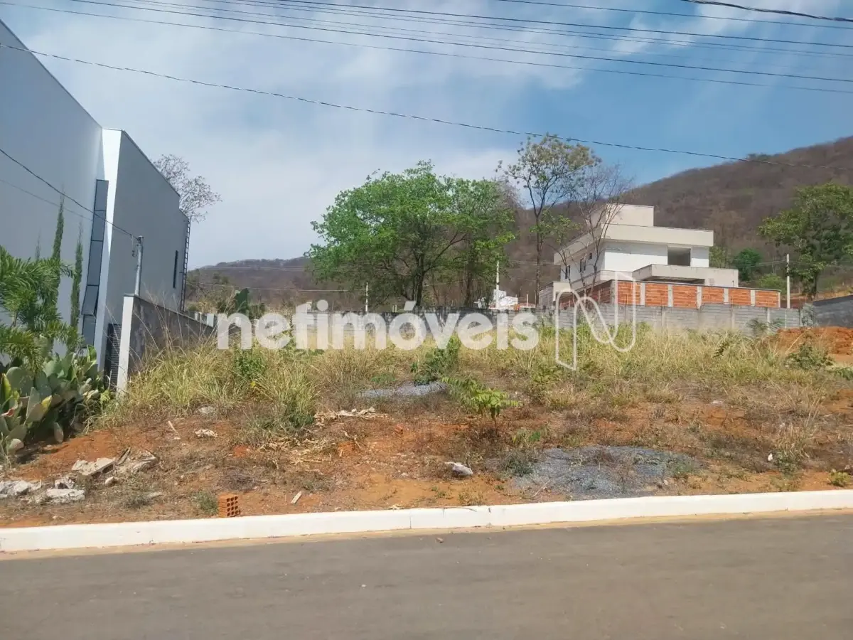 Lote para Venda com área de 484 m² no bairro Ibituruna