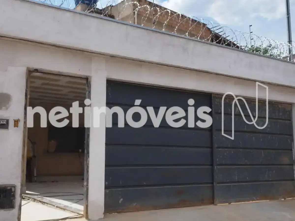 Casa para Venda com 3 quartos no bairro Alto Floresta
