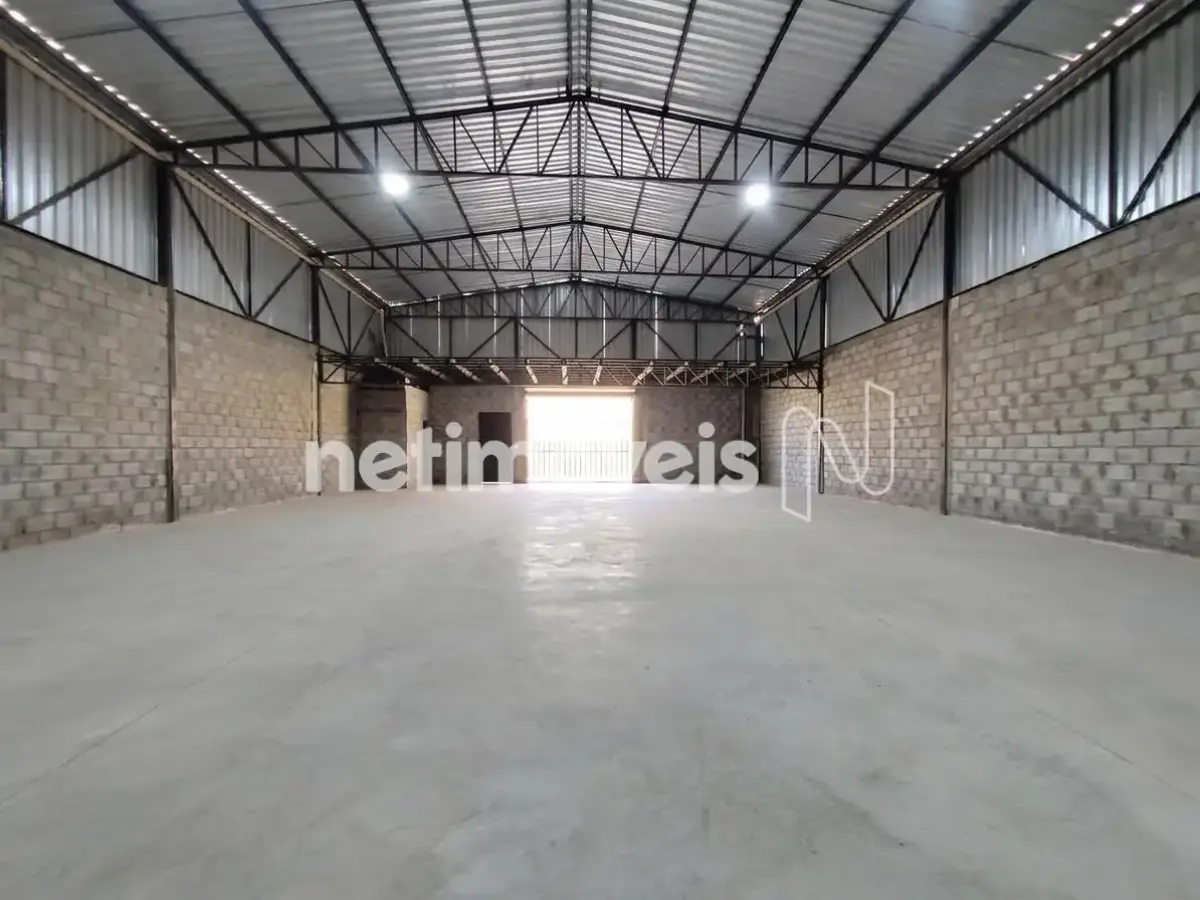 Galpão para Venda com área de 620 m² no bairro Mirante do Sol