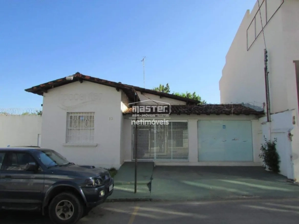 Casa para Locação com 4 quartos no bairro Centro