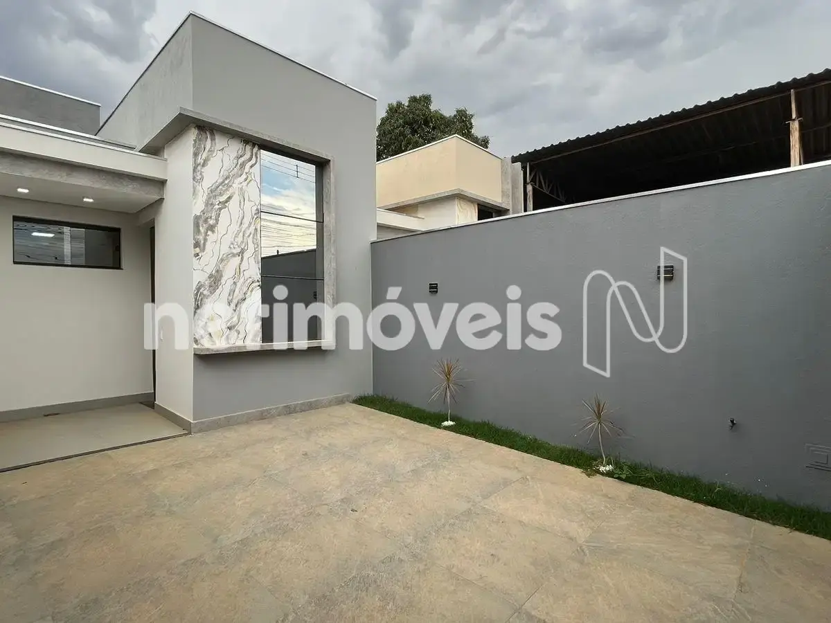 Casa para Venda com 3 quartos no bairro Nossa Senhora das Graças