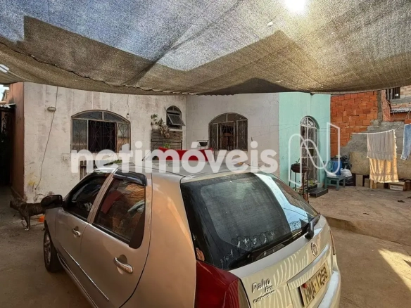 Casa para Venda com 4 quartos no bairro Carmelo
