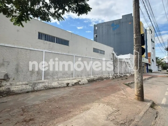 Casa para Venda com 3 quartos no bairro Melo