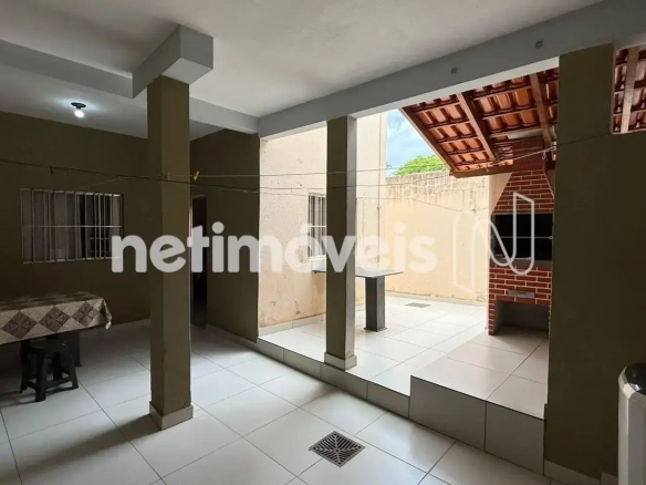 Casa para Venda com 6 quartos no bairro São Judas Tadeu I