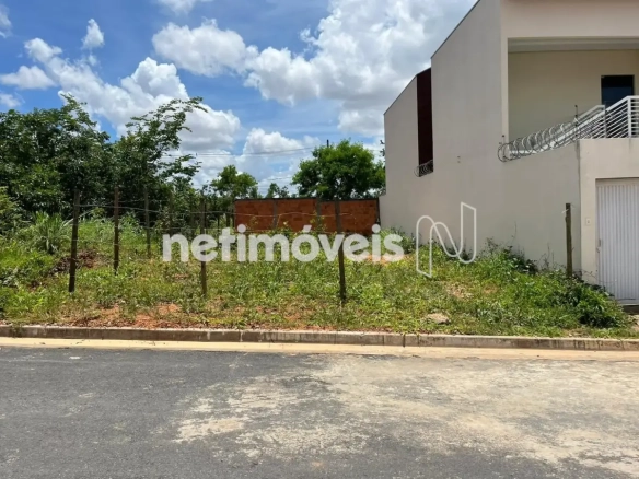 Lote para Venda com área de 170 m² no bairro Loteamento Jardim Niemeyer