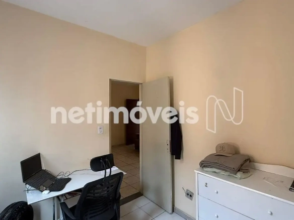Apartamento para Venda com 2 quartos no bairro João Gordo