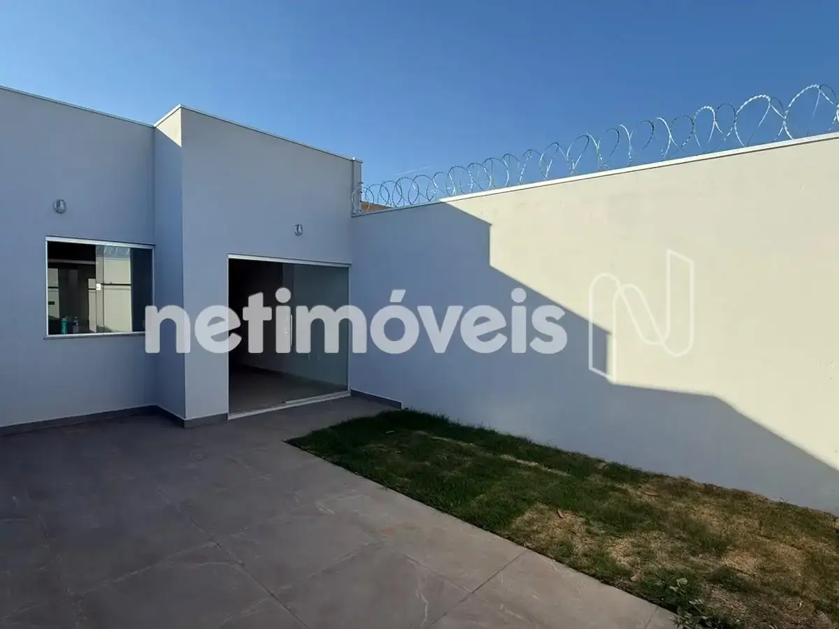 Casa para Venda com 2 quartos no bairro Guarujá