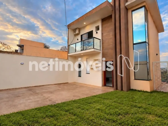 Casa para Venda com 3 quartos no bairro Vila Nova