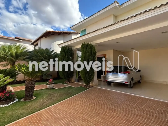 Casa para Venda com 4 quartos no bairro Morada do Parque