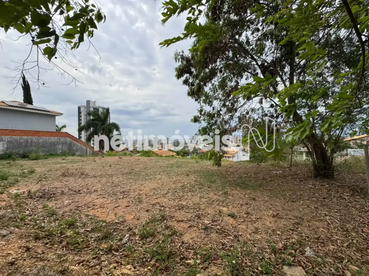 1204812_0 Lote para Venda com área de 1005 m² no bairro Ibituruna