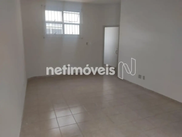 Sala para Venda de área principal de 93 m² no bairro Centro