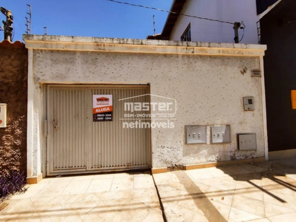 Casa para Locação com 3 quartos no bairro São Judas Tadeu