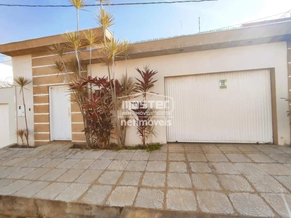 Casa para Locação com 3 quartos no bairro Planalto