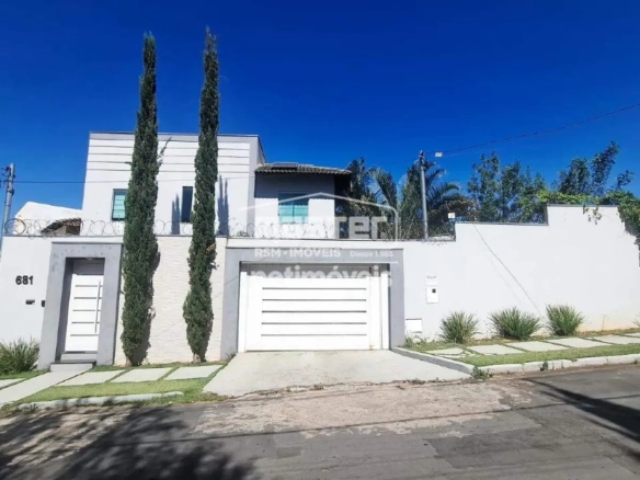 Casa para Locação no bairro Ibituruna