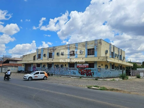 Ponto Comercial para Locação de área principal de 396,00 m² no bairro Edgar Pereira