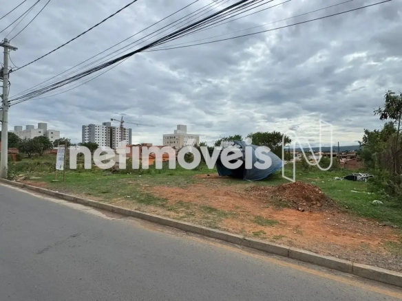 Lote para Venda com área de 1800 m² no bairro Planalto