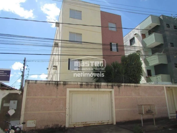 Apartamento para Locação com 3 quartos no bairro São José