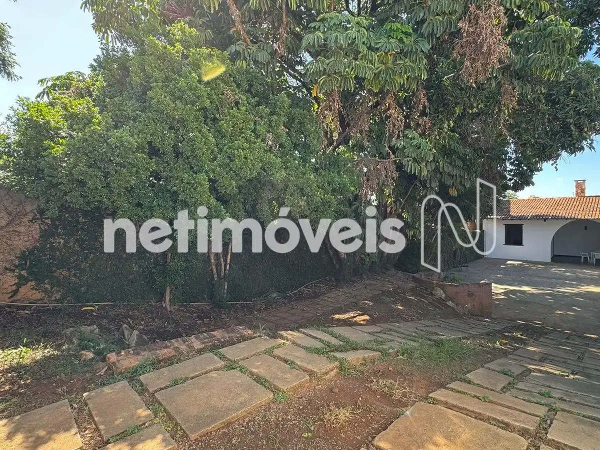 Casa para Venda com 3 quartos no bairro Sagrada Família
